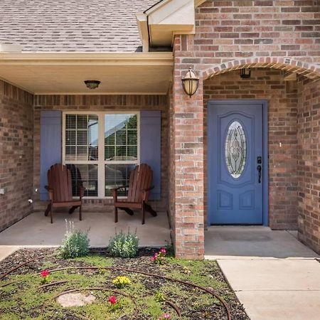 Cheerful 3 Bedroom Home, King Bed, 10 Min From Palo Duro Canyon, Fireplace, Washer Dryer Extérieur photo